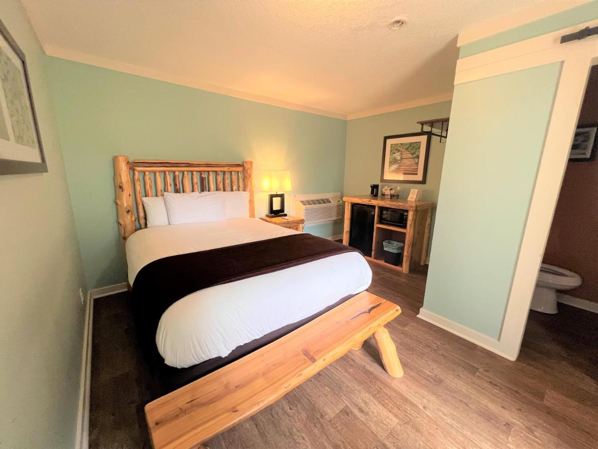 Mountain Top Inn And Resort Warm Springs Exterior foto