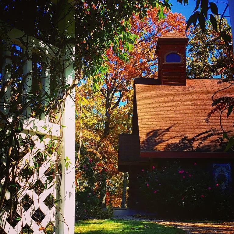 Mountain Top Inn And Resort Warm Springs Exterior foto